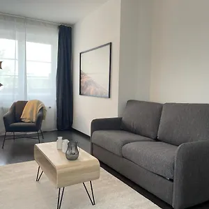 truretreats-airport-apartmentnetflixnespressoparkplatz.hamburg-hotels-de.com/